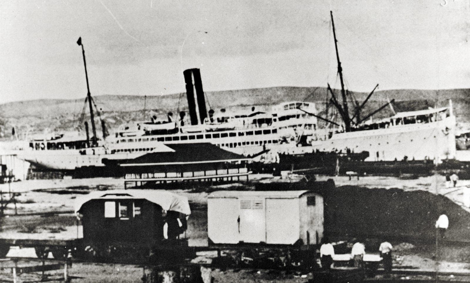 SS Lusitania — Wikimedia Commons | License: CC-BY-SA-3.0 | Source: http://commons.wikimedia.org/wiki/Special:FilePath/Lusitania%202a.jpg